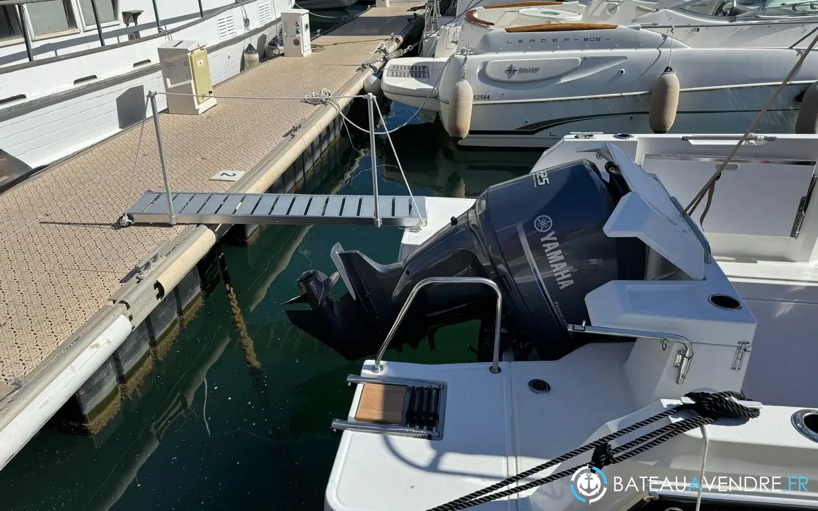 slider 2 Jeanneau Merry Fisher