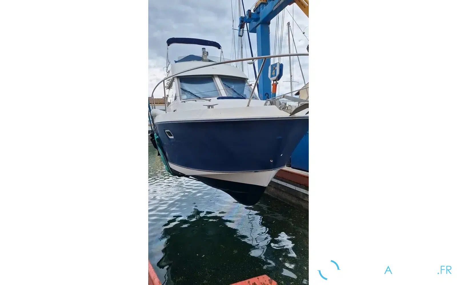 slider 8 Beneteau Antares Serie 9