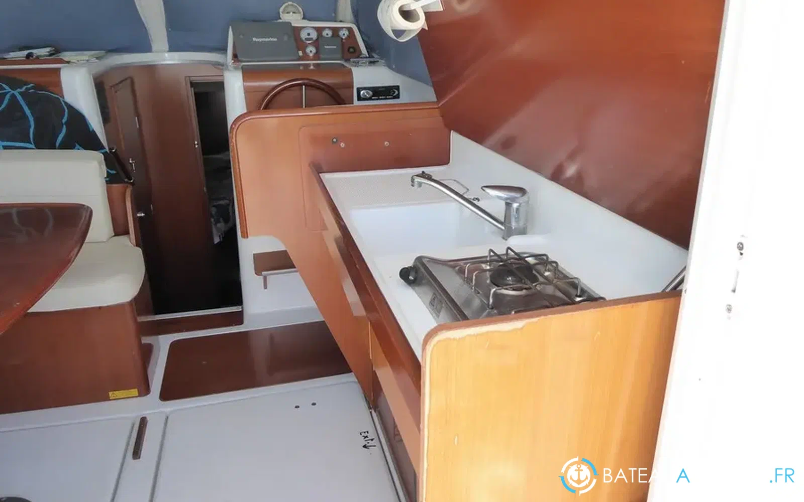 slider 18 Beneteau Antares Serie 9