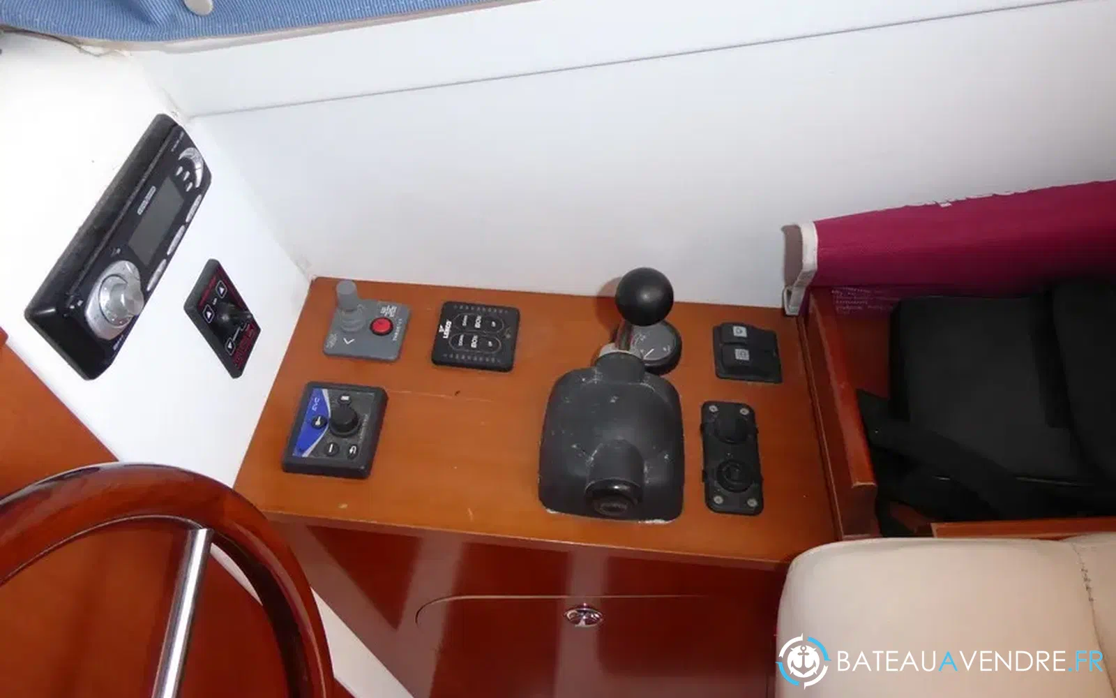slider 25 Beneteau Antares Serie 9
