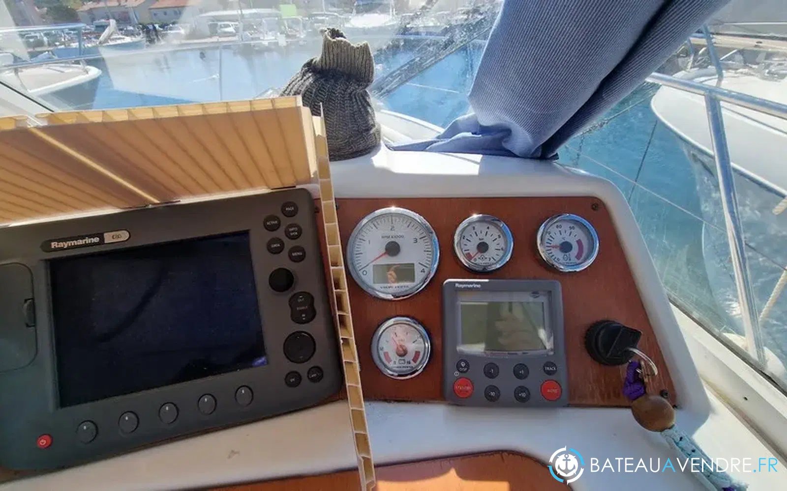 slider 5 Beneteau Antares Serie 9