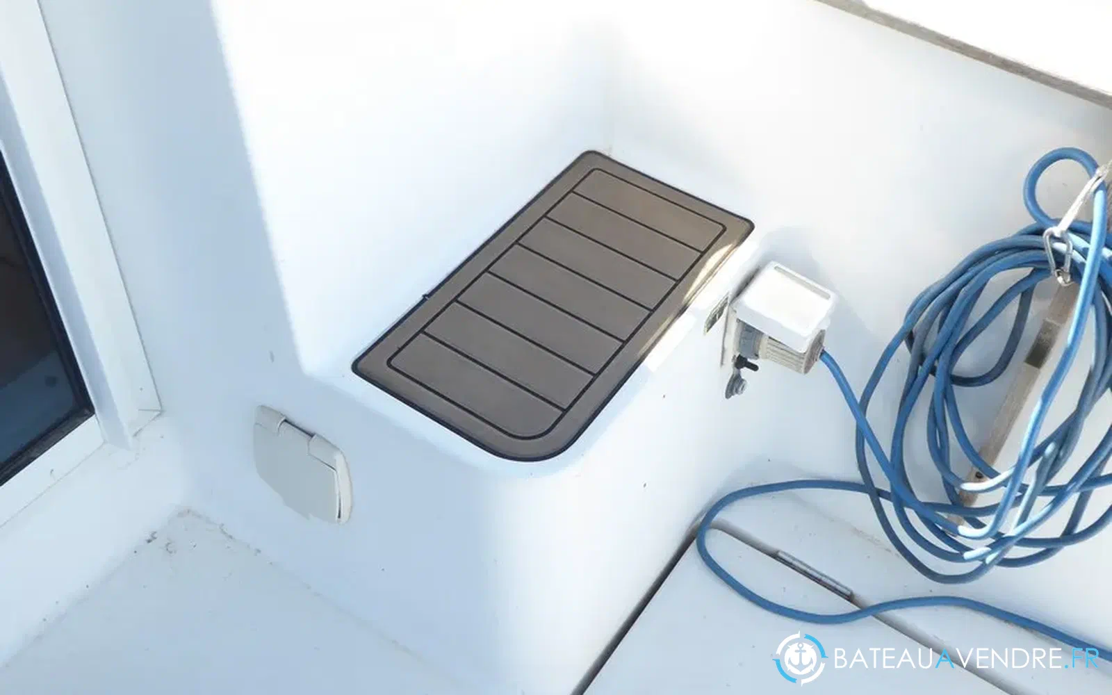 slider 40 Beneteau Antares Serie 9