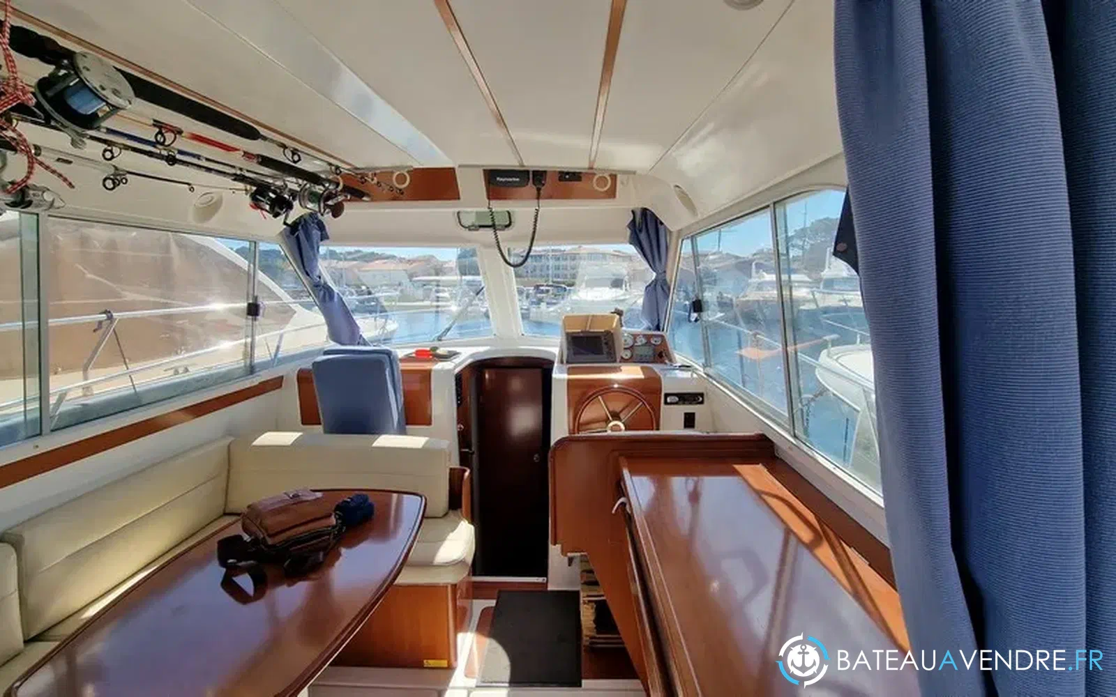 slider 6 Beneteau Antares Serie 9