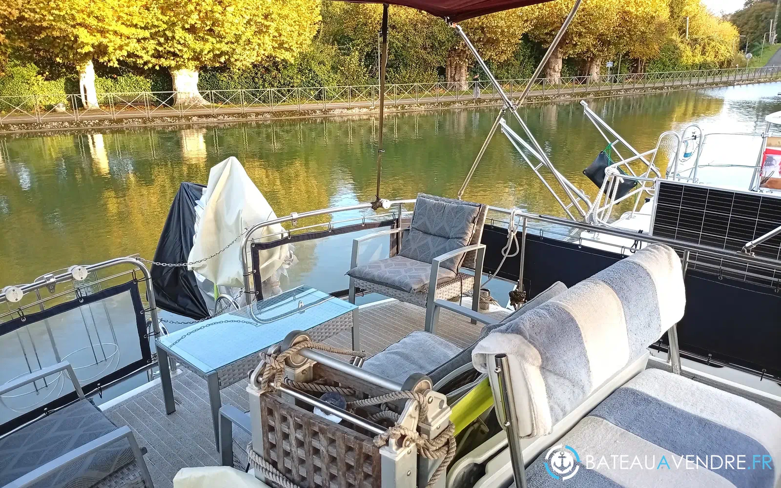 slider 11 Vedette Hollandaise AQUANAUT 1250 AK Catégorie B mer