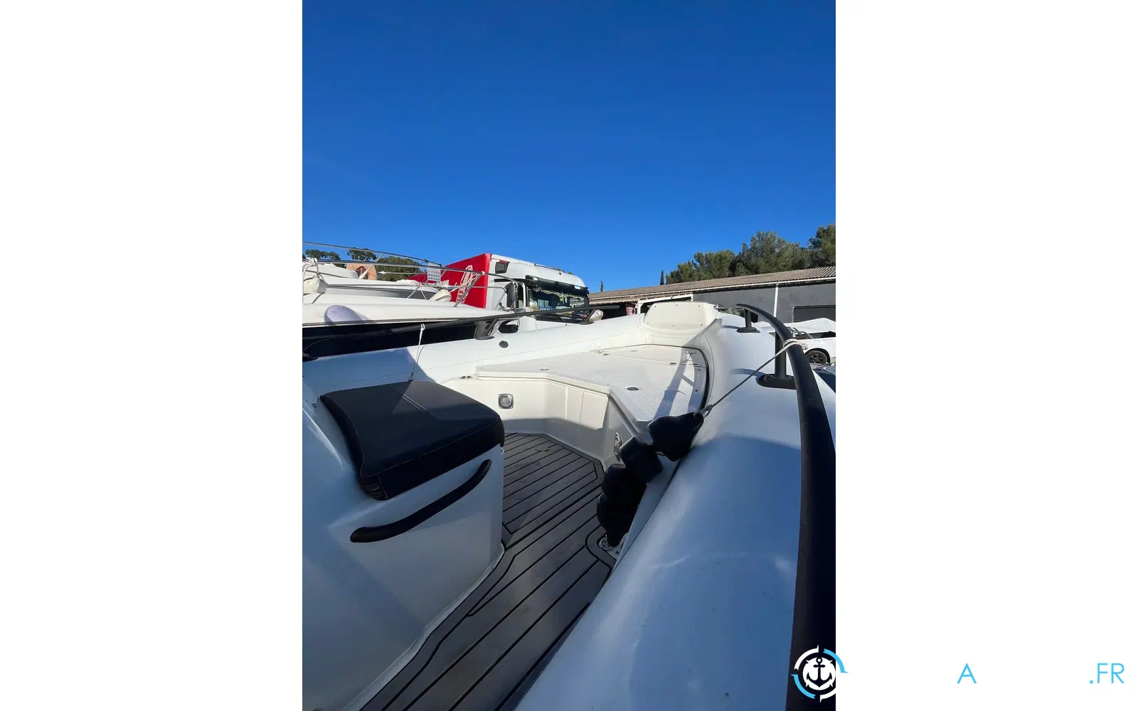 slider 6 Grand Golden Line G750