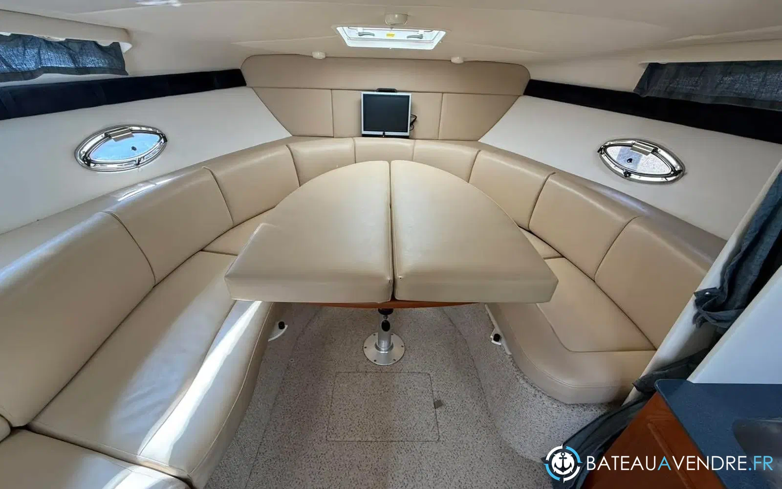 slider 31 Bayliner 325 Sb