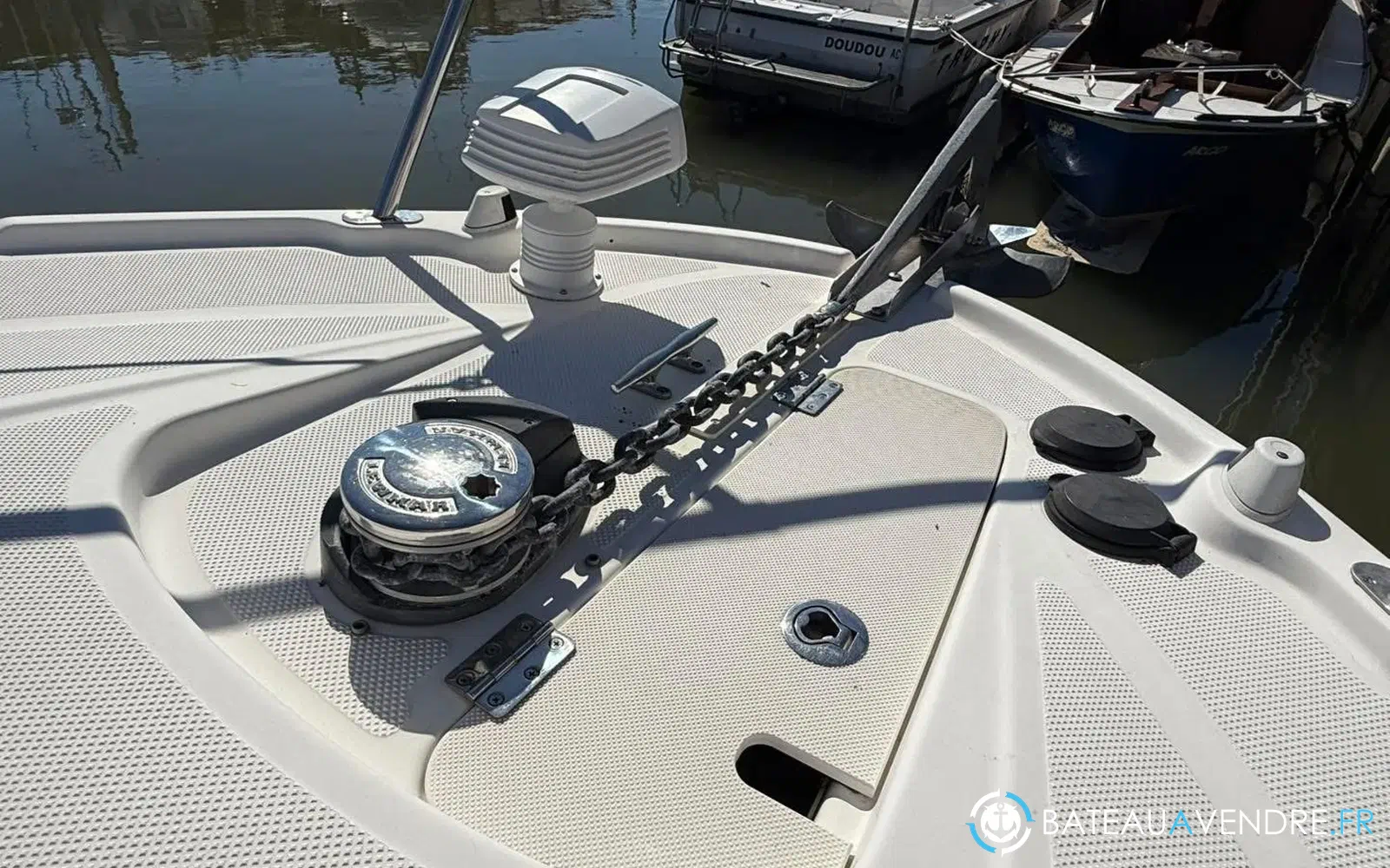 slider 4 Bayliner 325 Sb