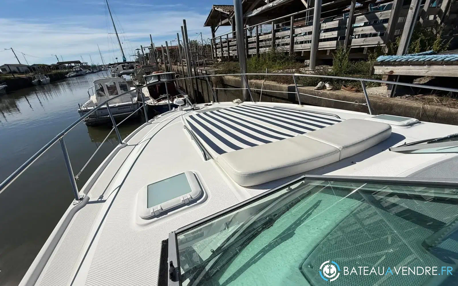 slider 5 Bayliner 325 Sb