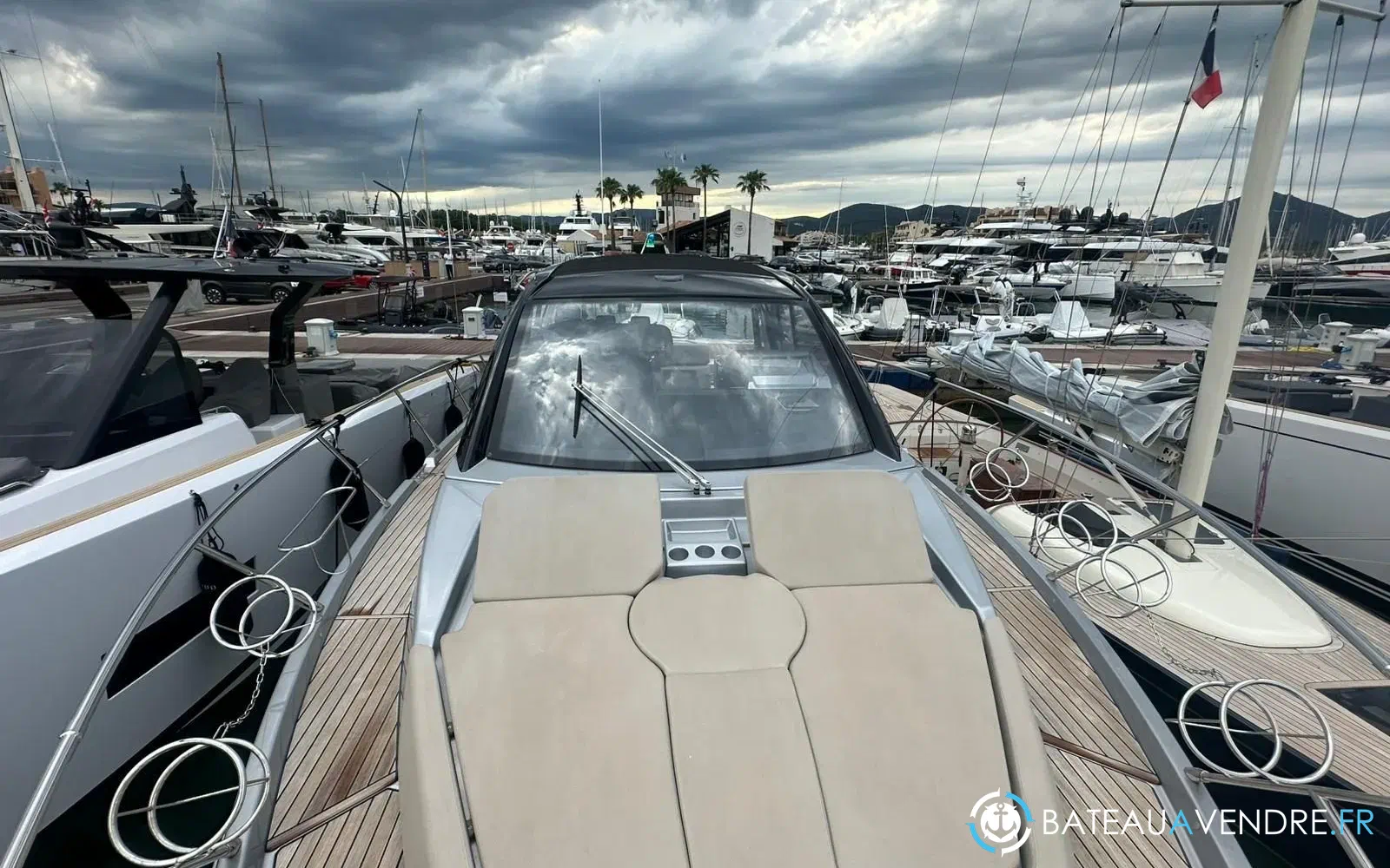 slider 5 Cranchi M 44 Hard Top