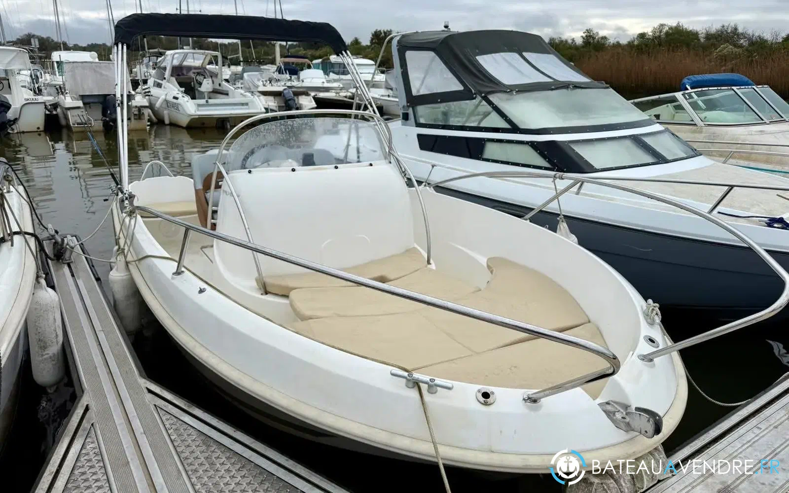 slider 13 Beneteau Flyer 550 Open