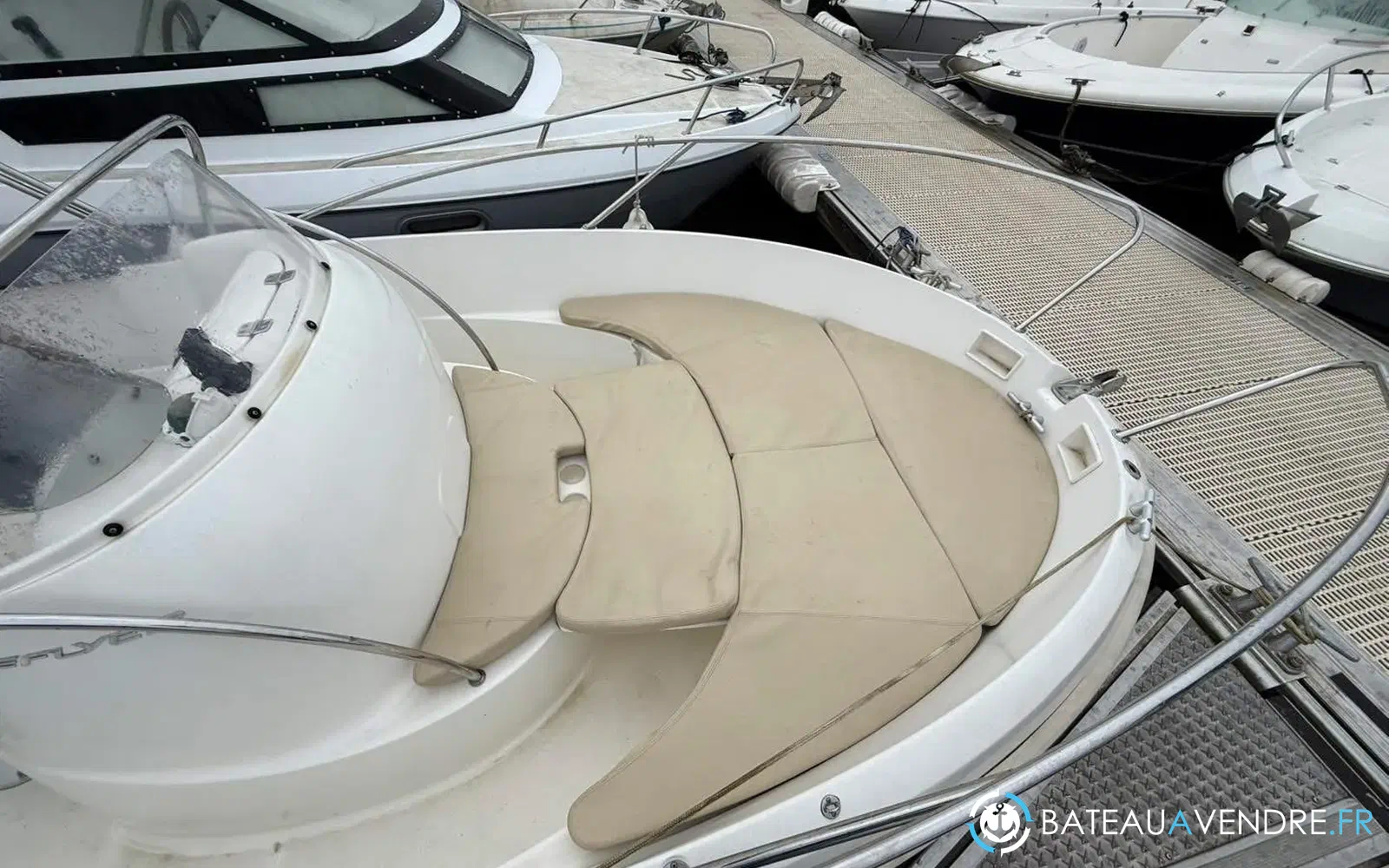 slider 17 Beneteau Flyer 550 Open