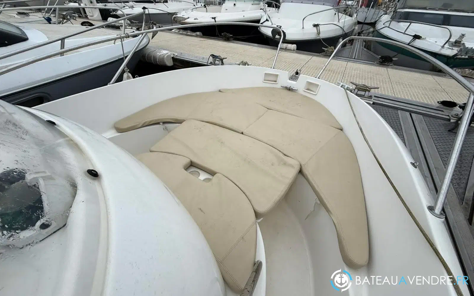 slider 6 Beneteau Flyer 550 Open