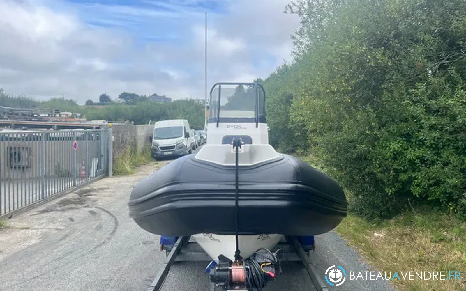 slider 5 Evok Marine Evok 19 Fishing
