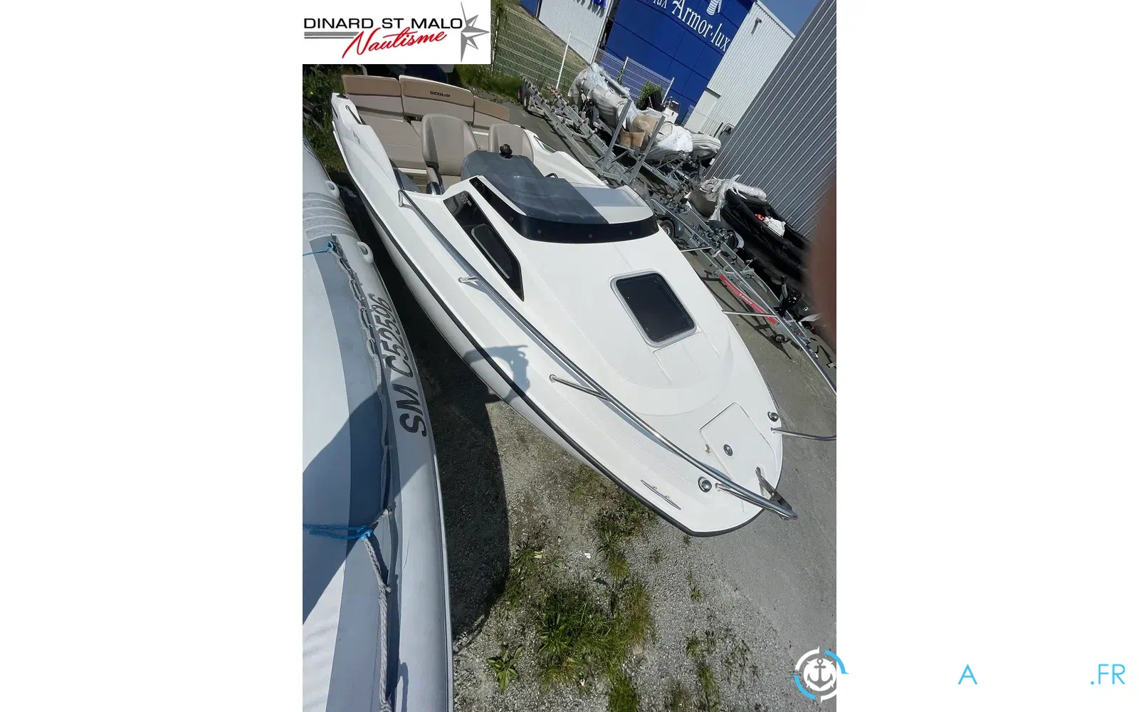 slider 14 Quicksilver Activ 555 Cabin