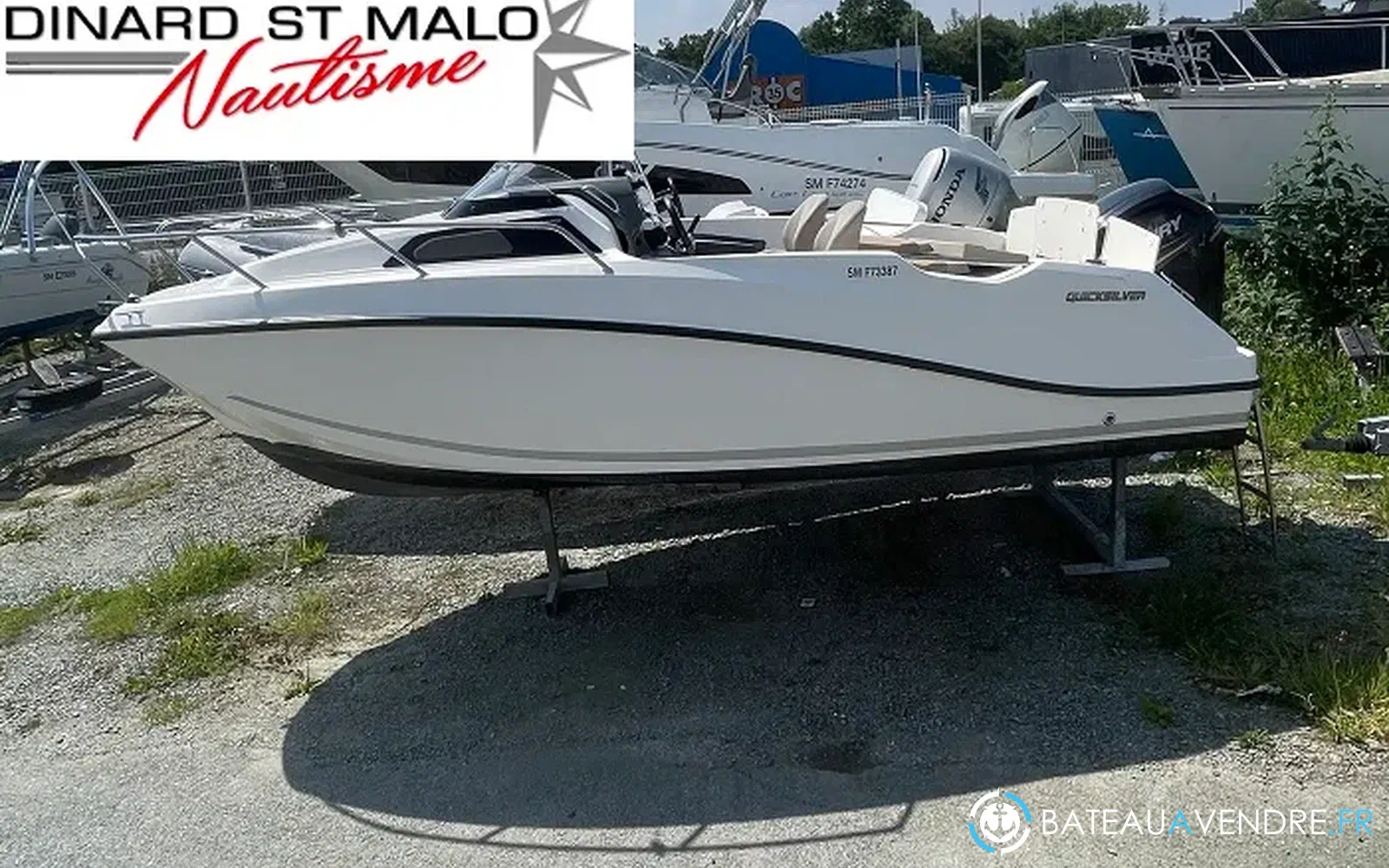 slider 23 Quicksilver Activ 555 Cabin