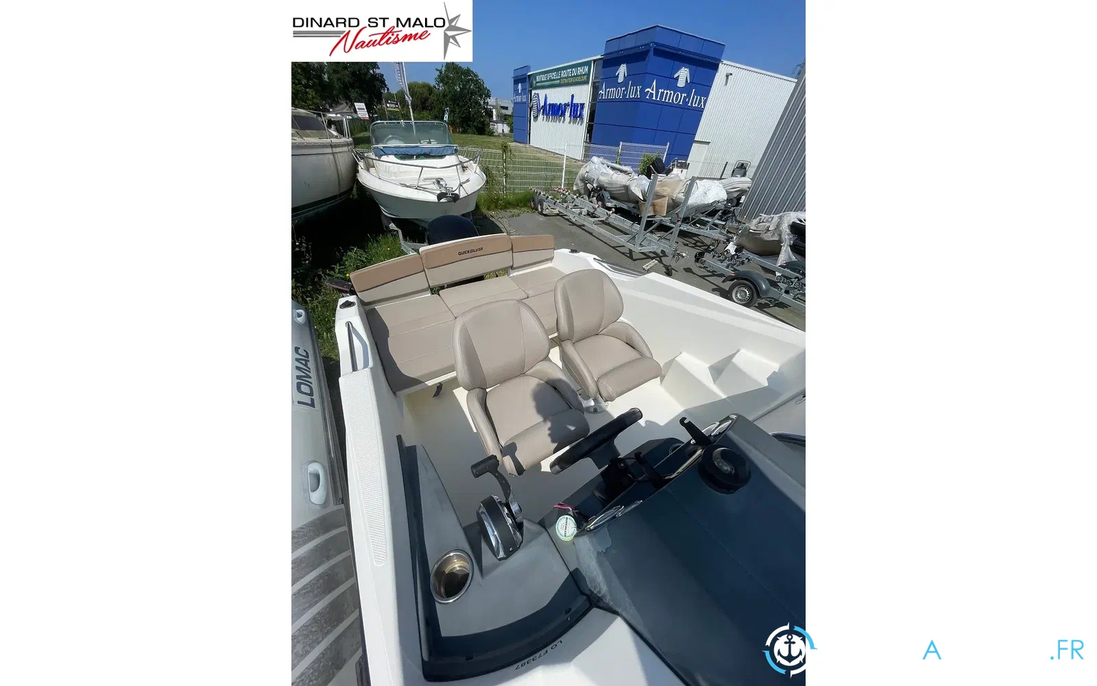 slider 9 Quicksilver Activ 555 Cabin