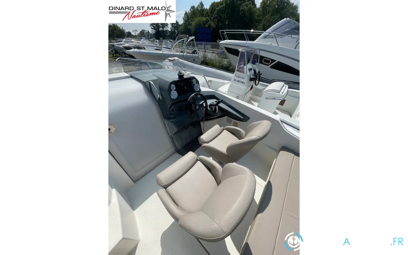 slider 2 Quicksilver Activ 555 Cabin