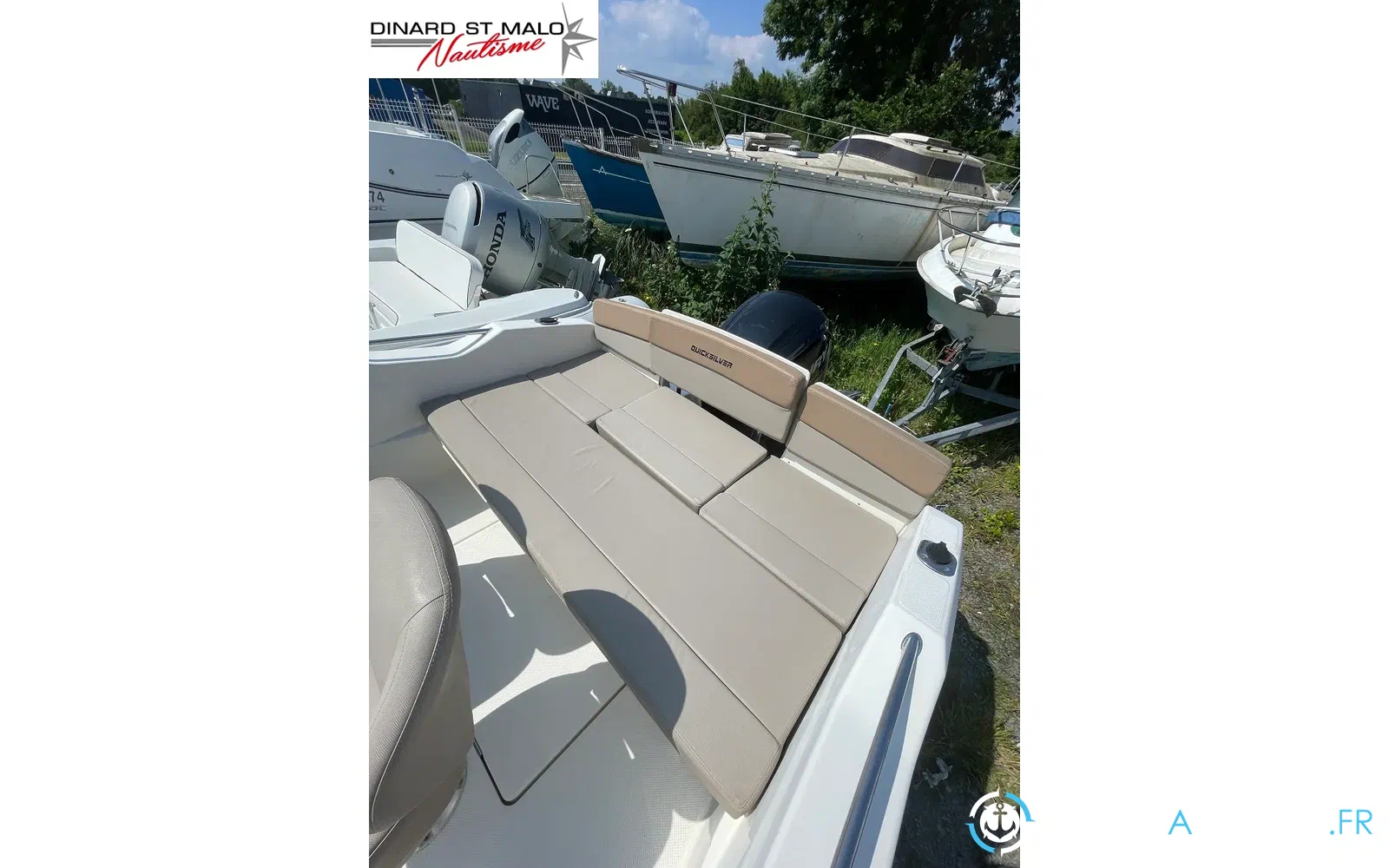 slider 11 Quicksilver Activ 555 Cabin