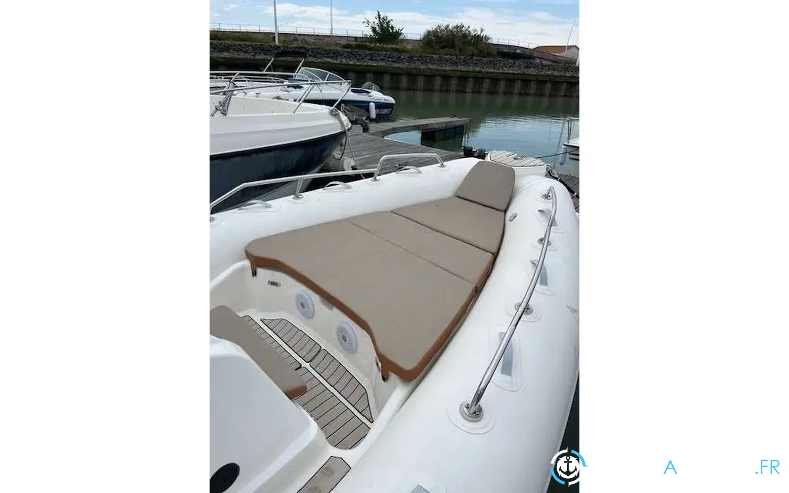 slider 1 Zodiac Medline 7.5