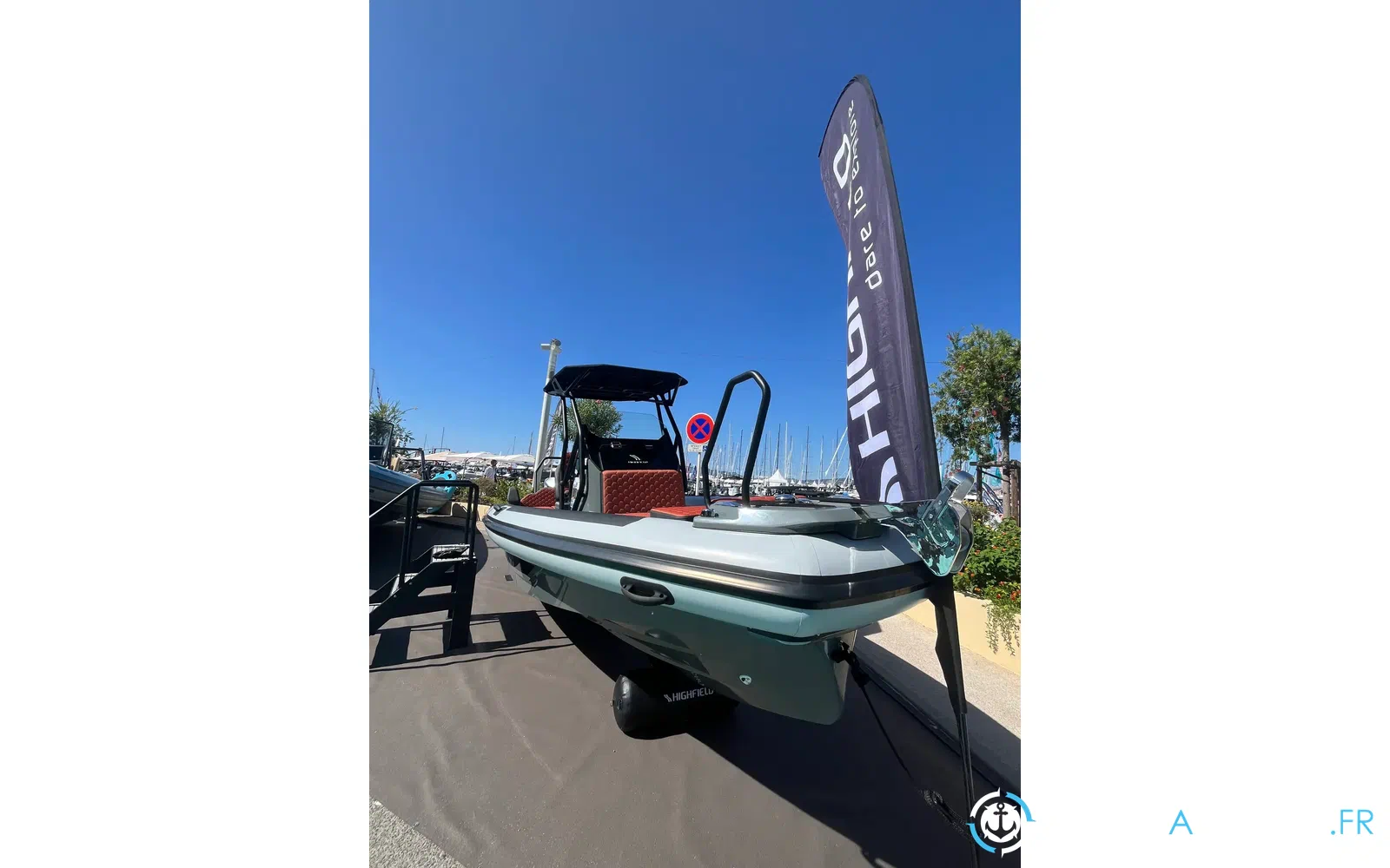 slider 9 Highfield ADV7