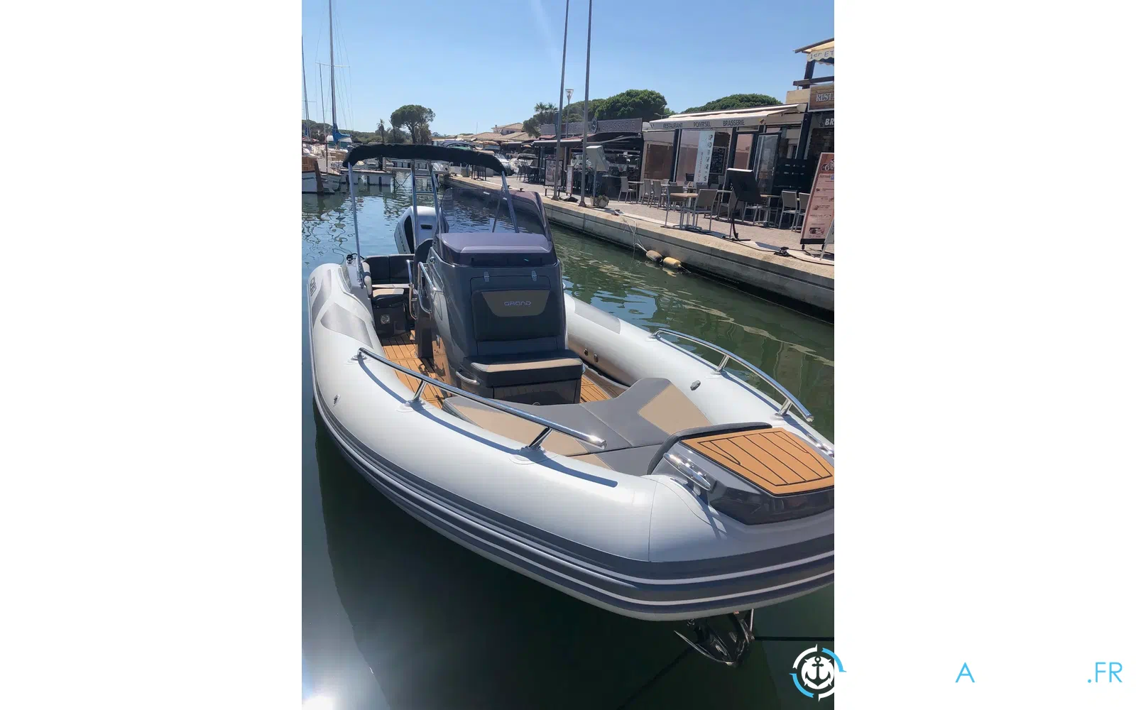 slider 2 Grand Golden Line G750