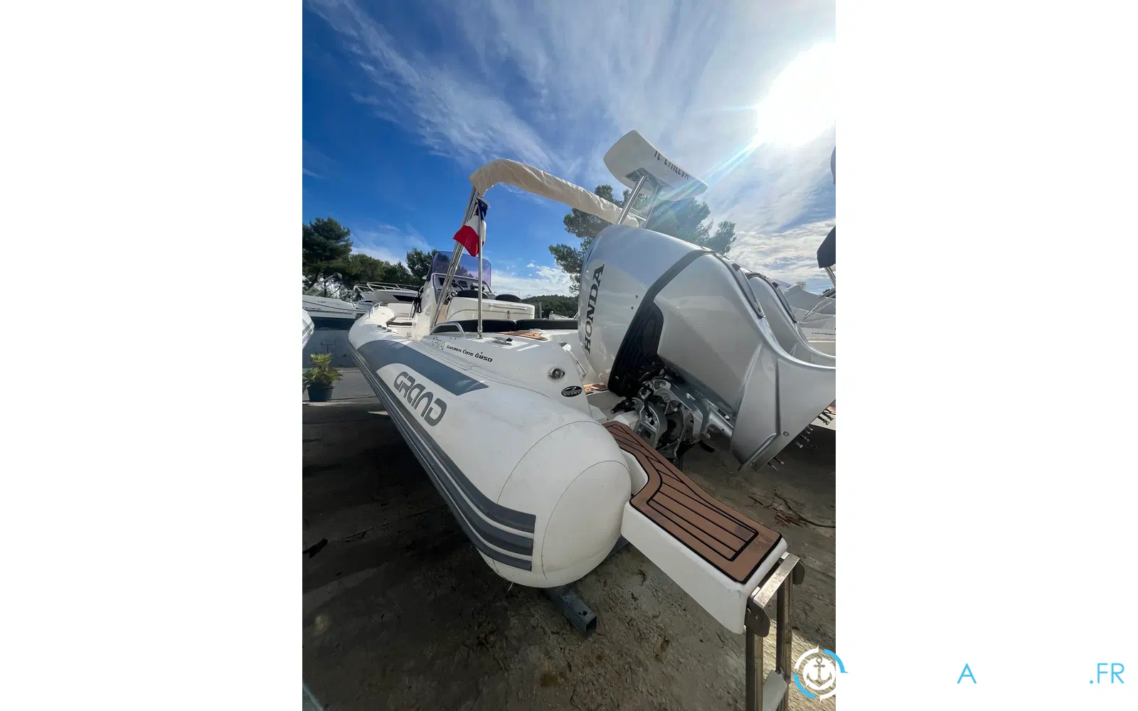 slider 2 Grand Golden Line G850
