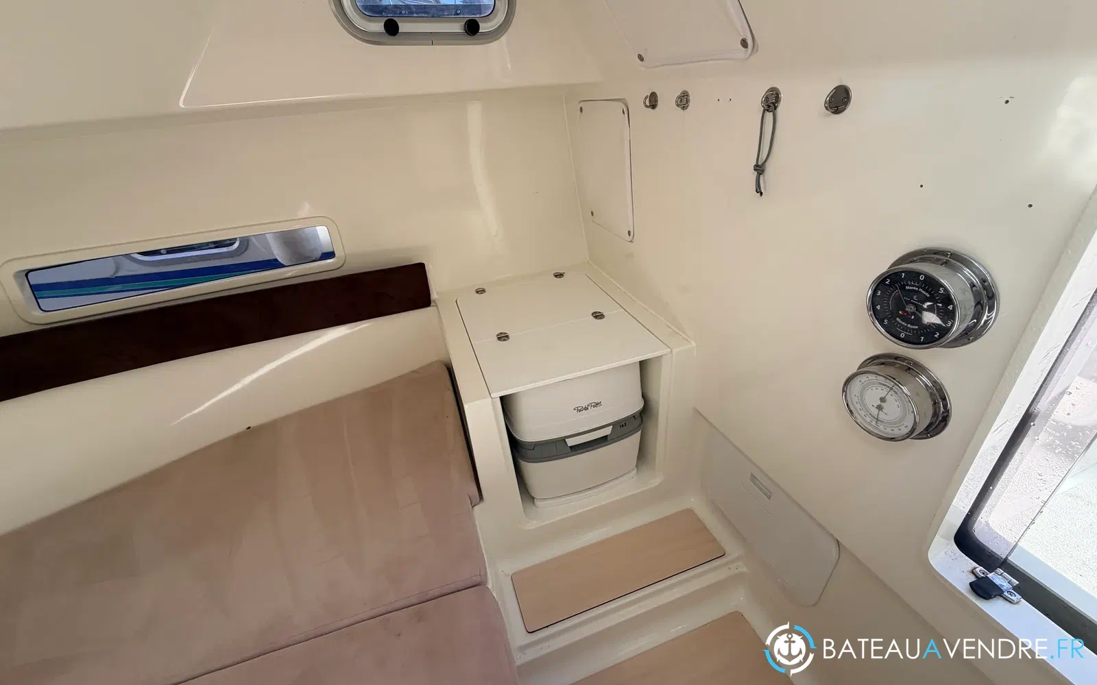 slider 11 Pacific Craft 700 SC