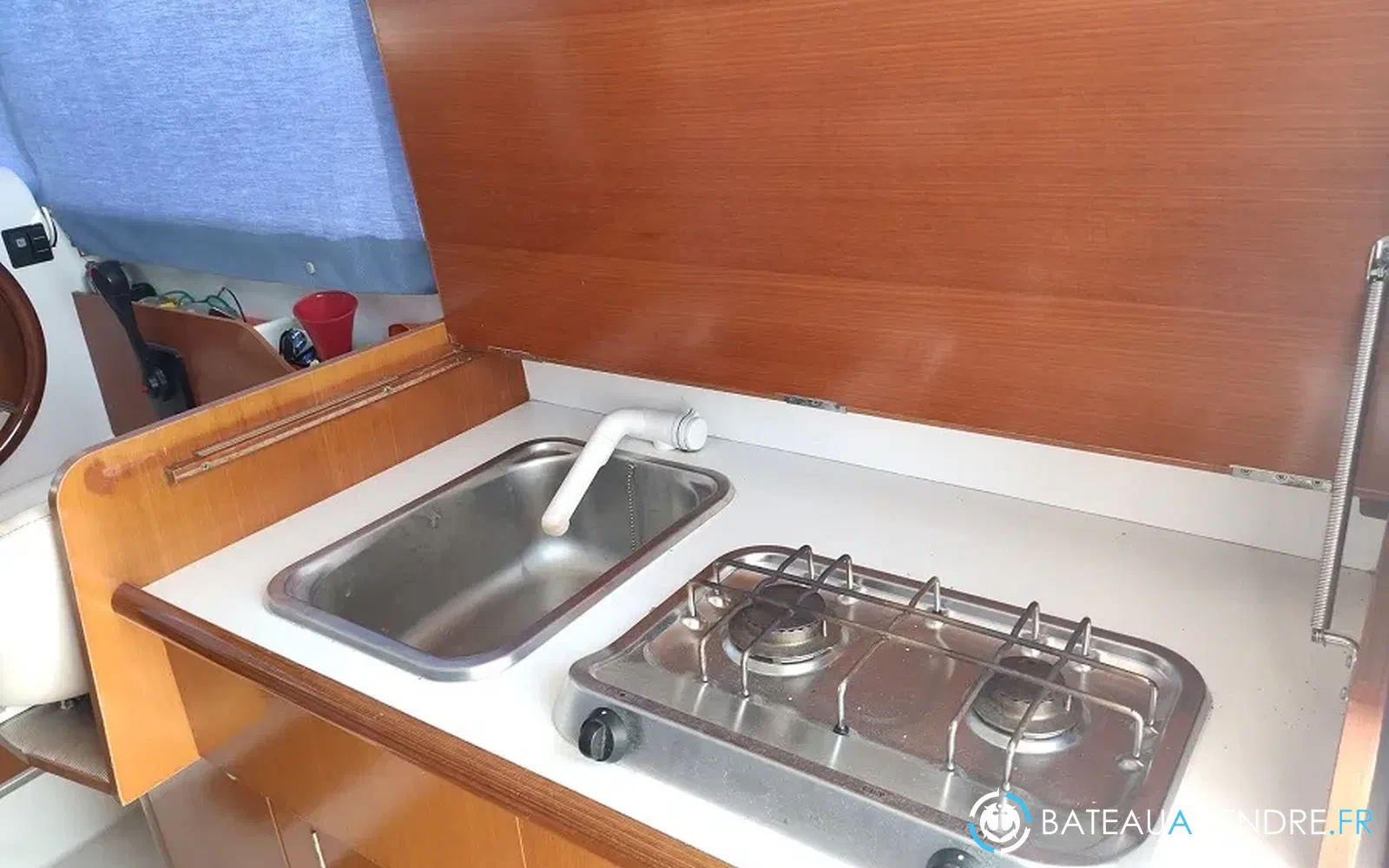 slider 15 Beneteau Antares 760