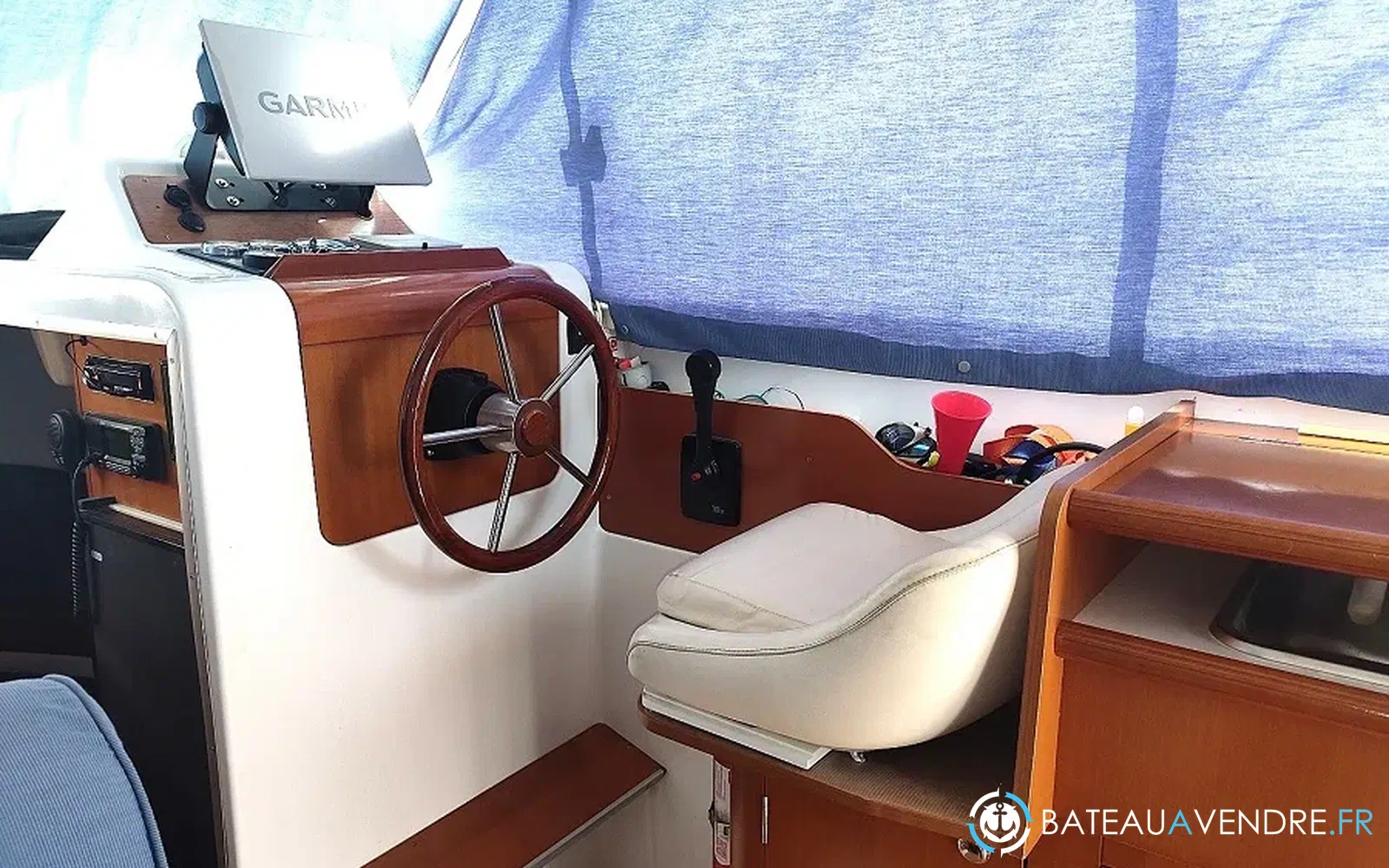 slider 22 Beneteau Antares 760