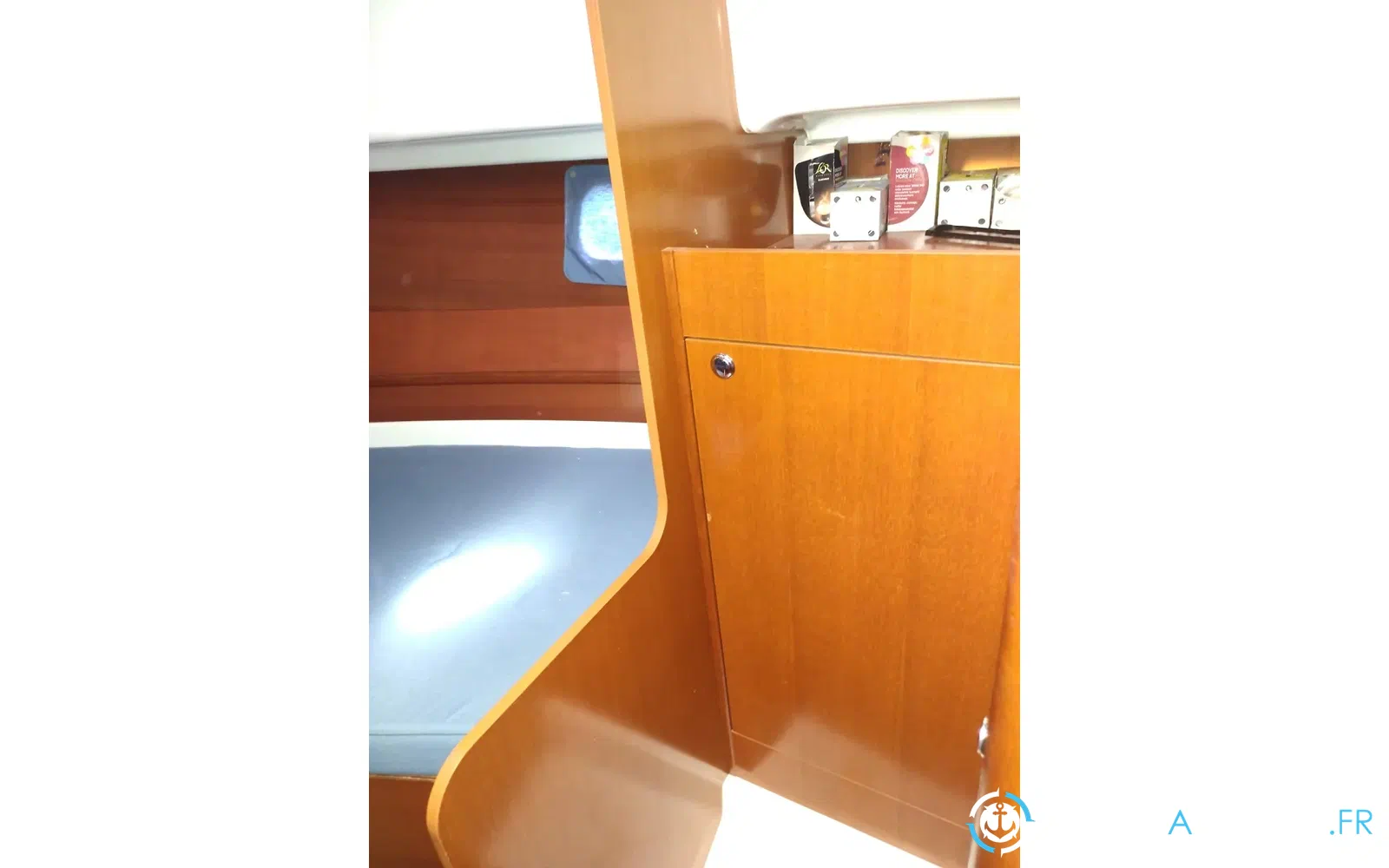 slider 27 Beneteau Antares 760