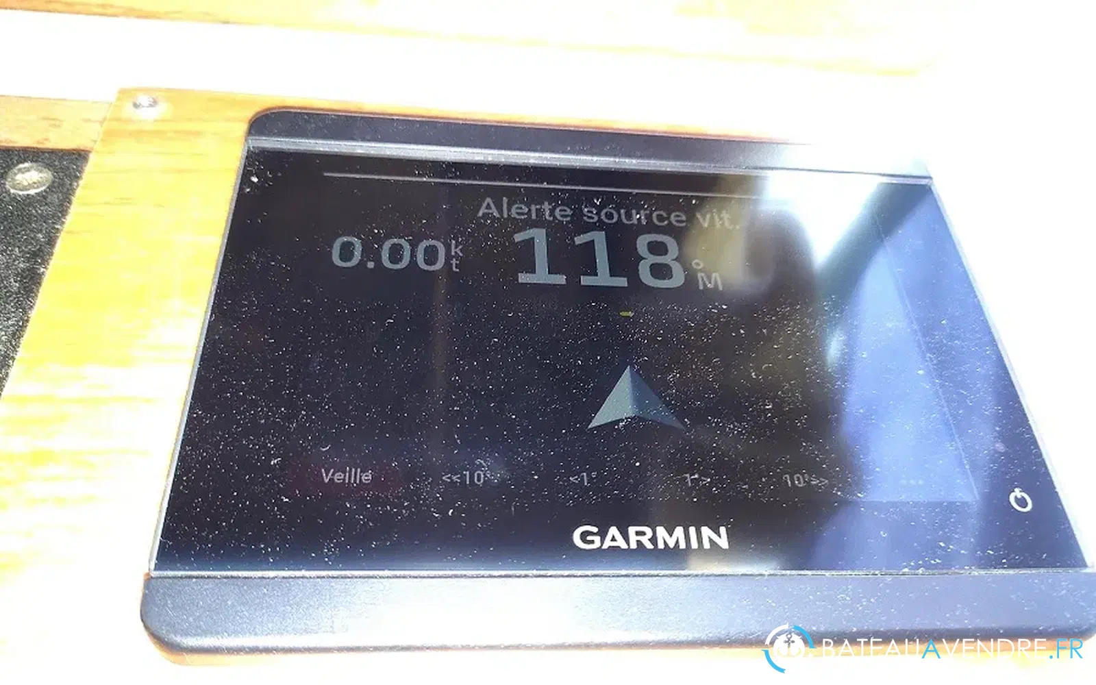 slider 36 Beneteau Antares 760