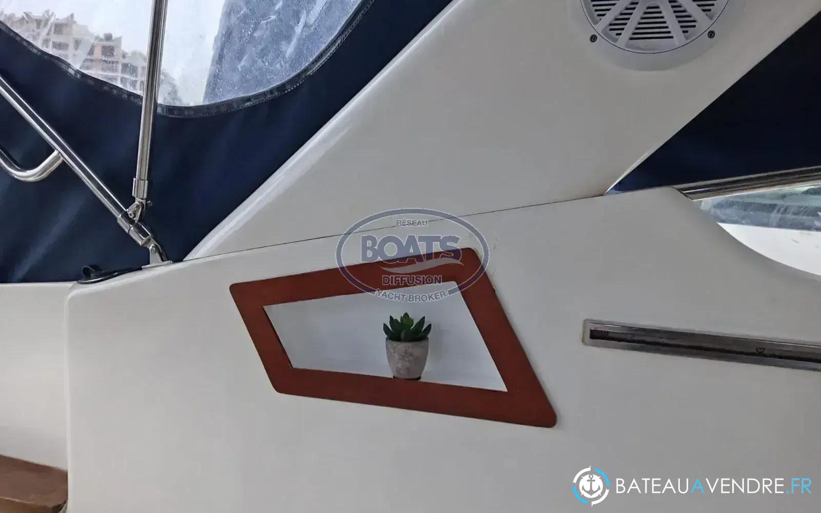 slider 5 Airon Marine 325