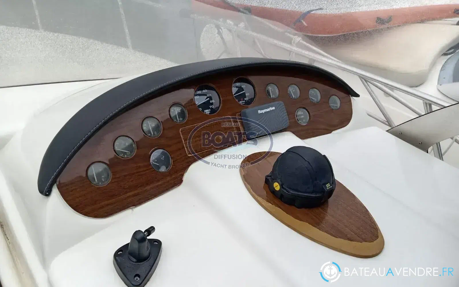 slider 8 Airon Marine 325