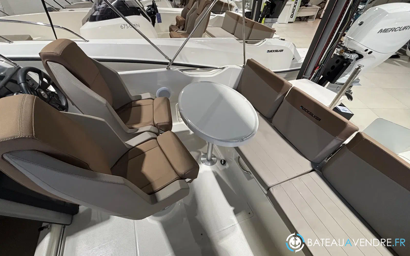 slider 7 Quicksilver Activ 675 Sundeck