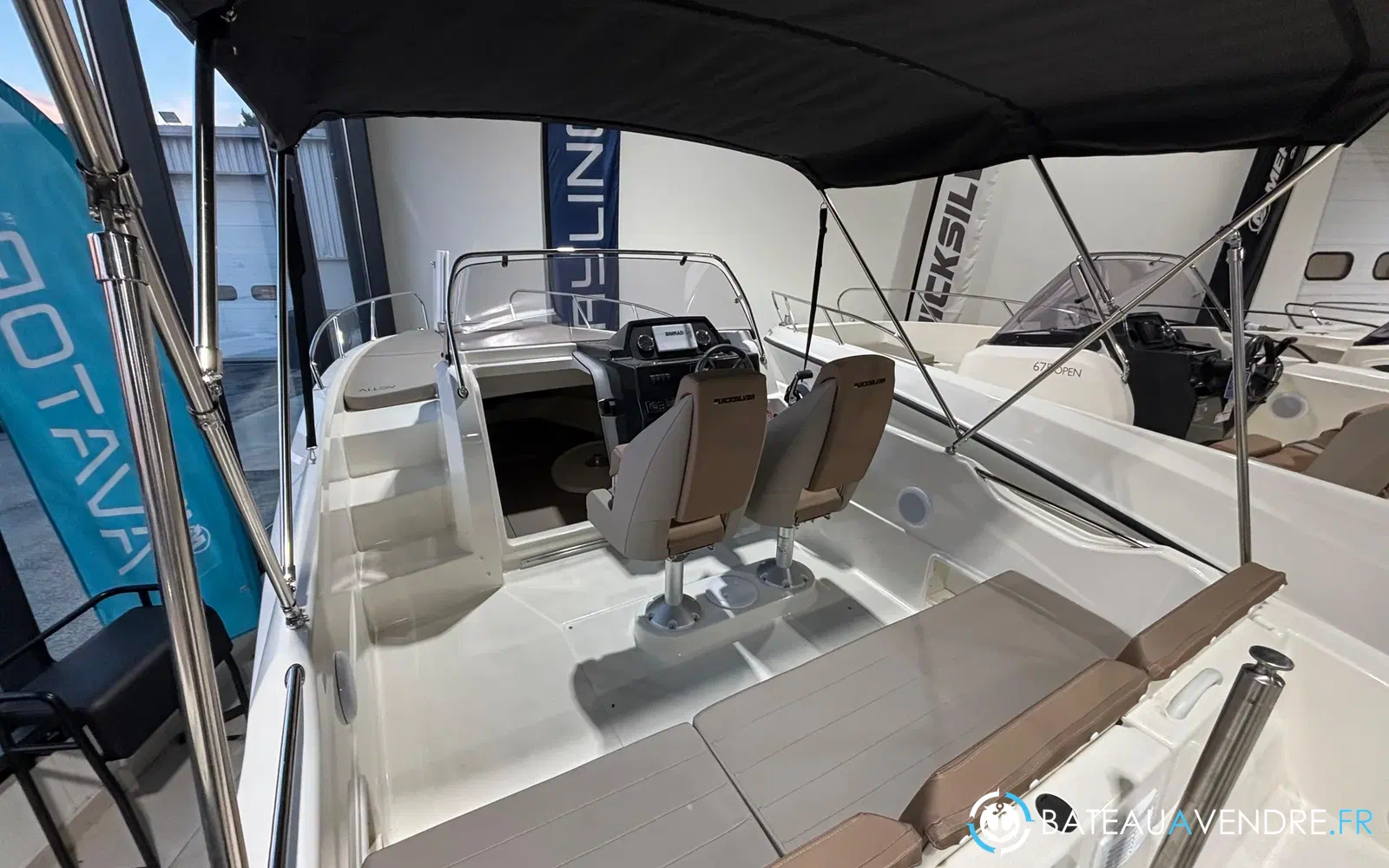 slider 3 Quicksilver Activ 675 Sundeck