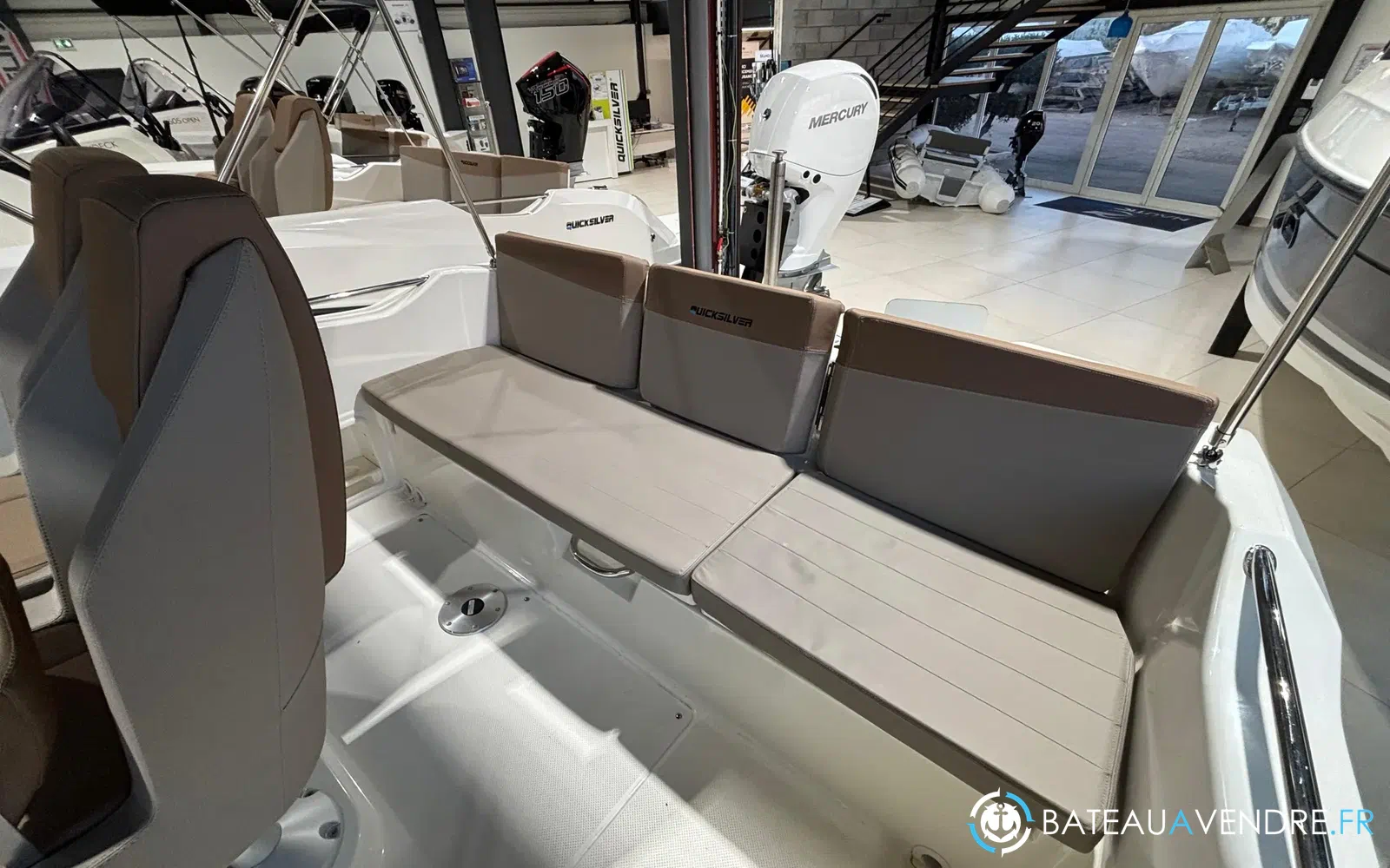 slider 4 Quicksilver Activ 675 Sundeck