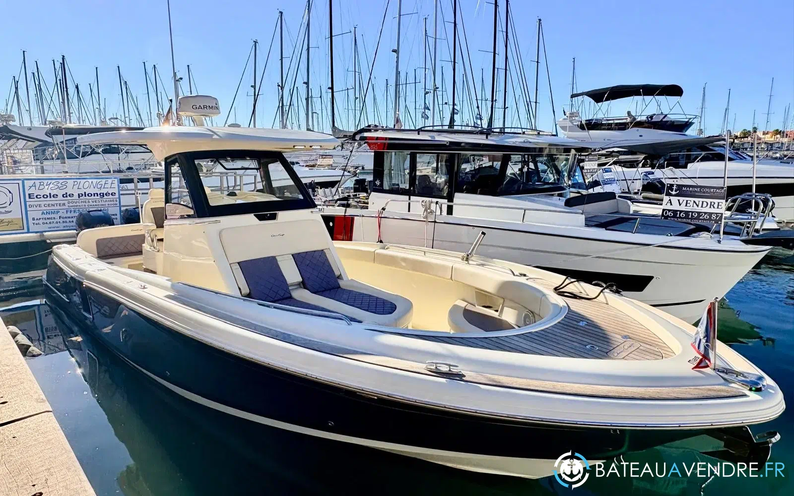 slider 1 Chris Craft Catalina 30