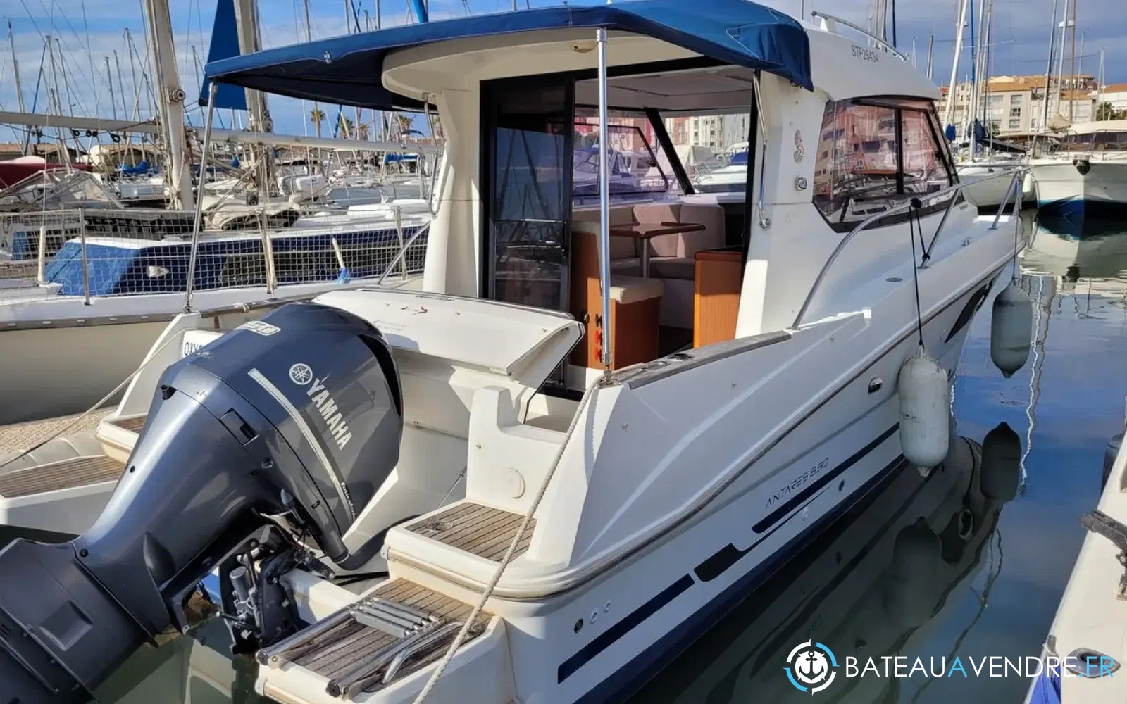 slider 0 Beneteau Antares 8.80