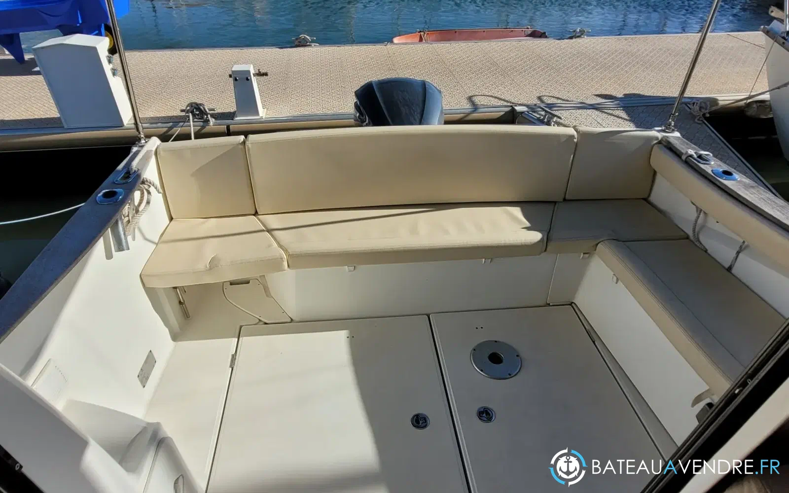 slider 9 Beneteau Antares 8.80