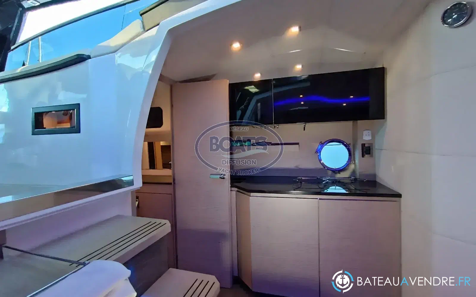 slider 12 Rio Yachts Parana 38