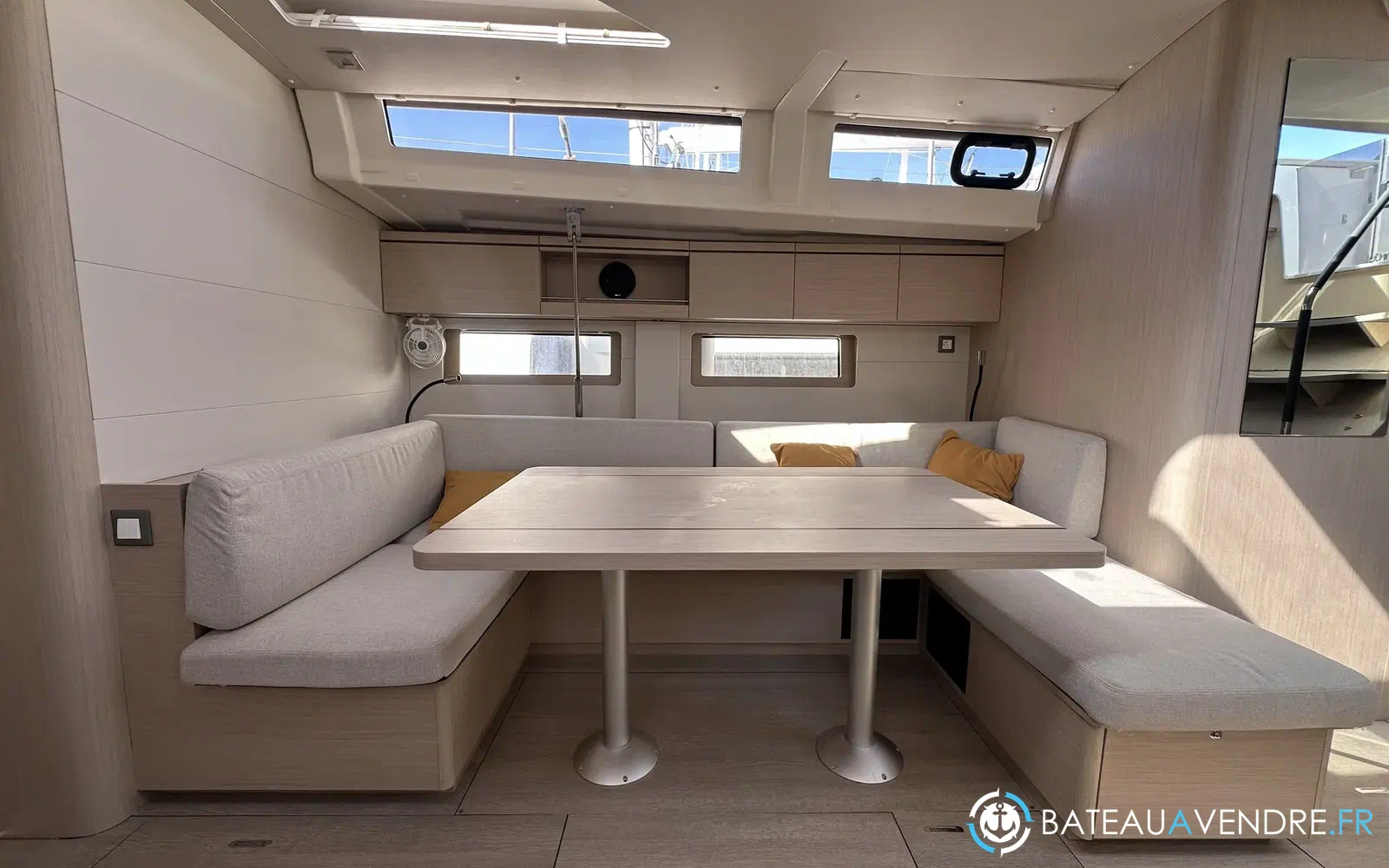 slider 7 Beneteau Oceanis 51.1