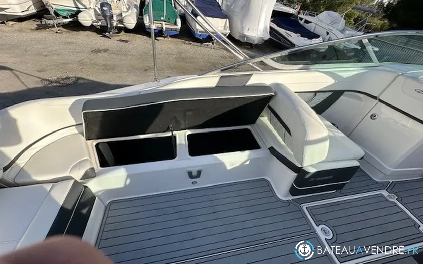 slider 24 Regal 26 Fasdeck