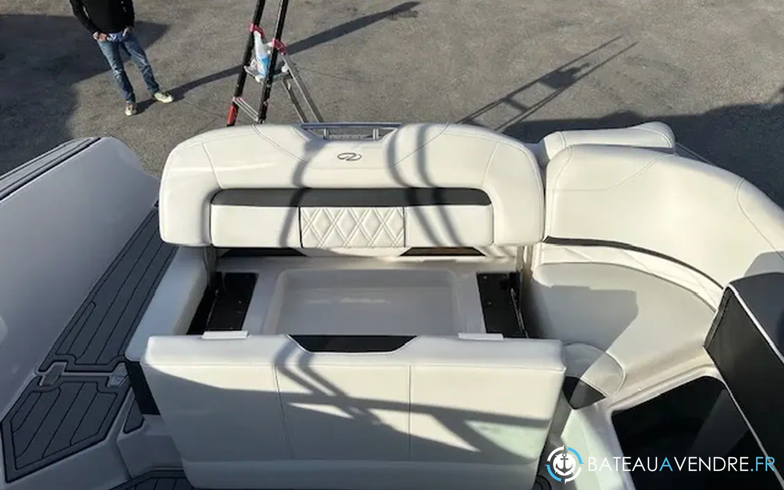 slider 26 Regal 26 Fasdeck
