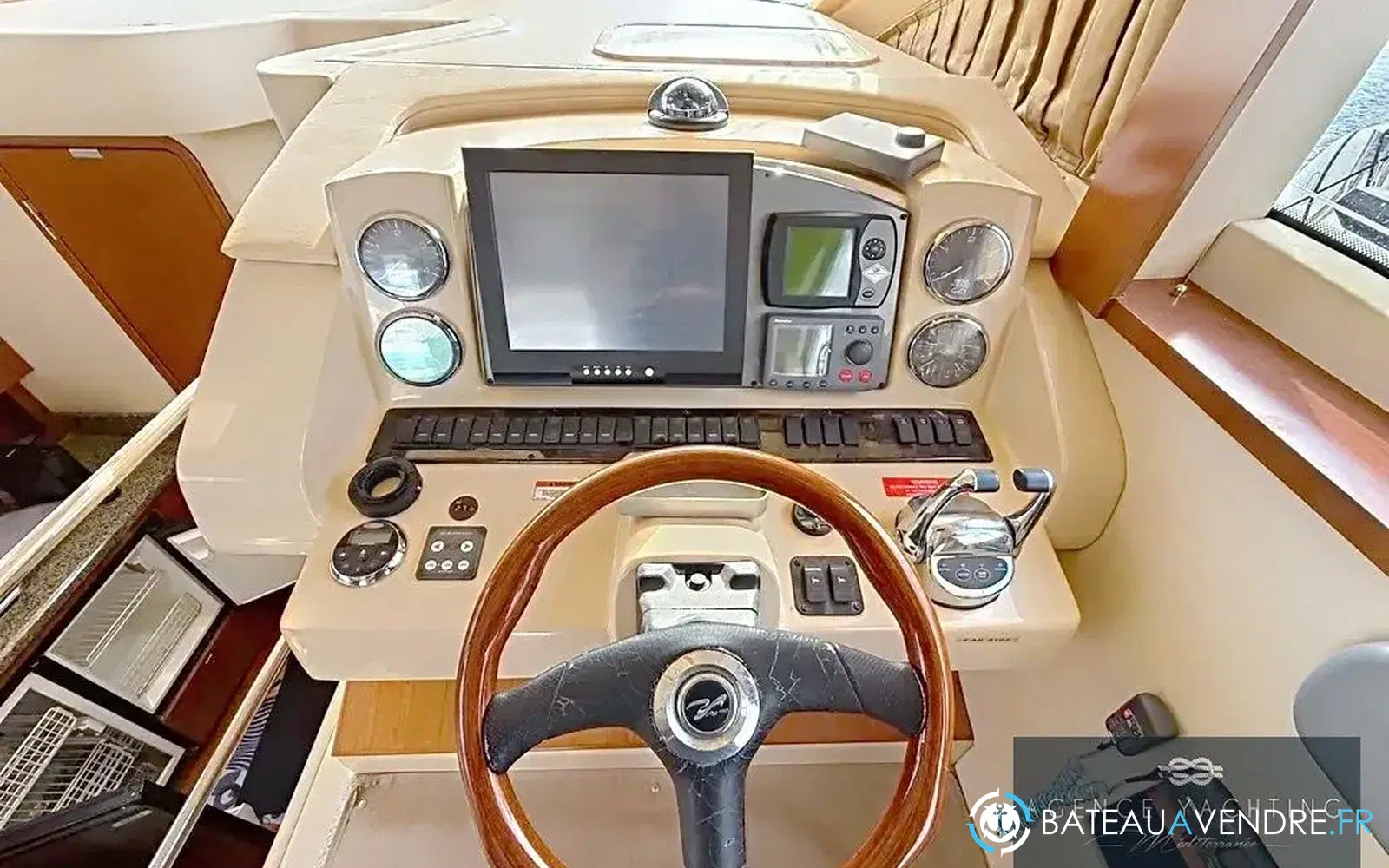 slider 15 Sea Ray 375 Sedan Bridge