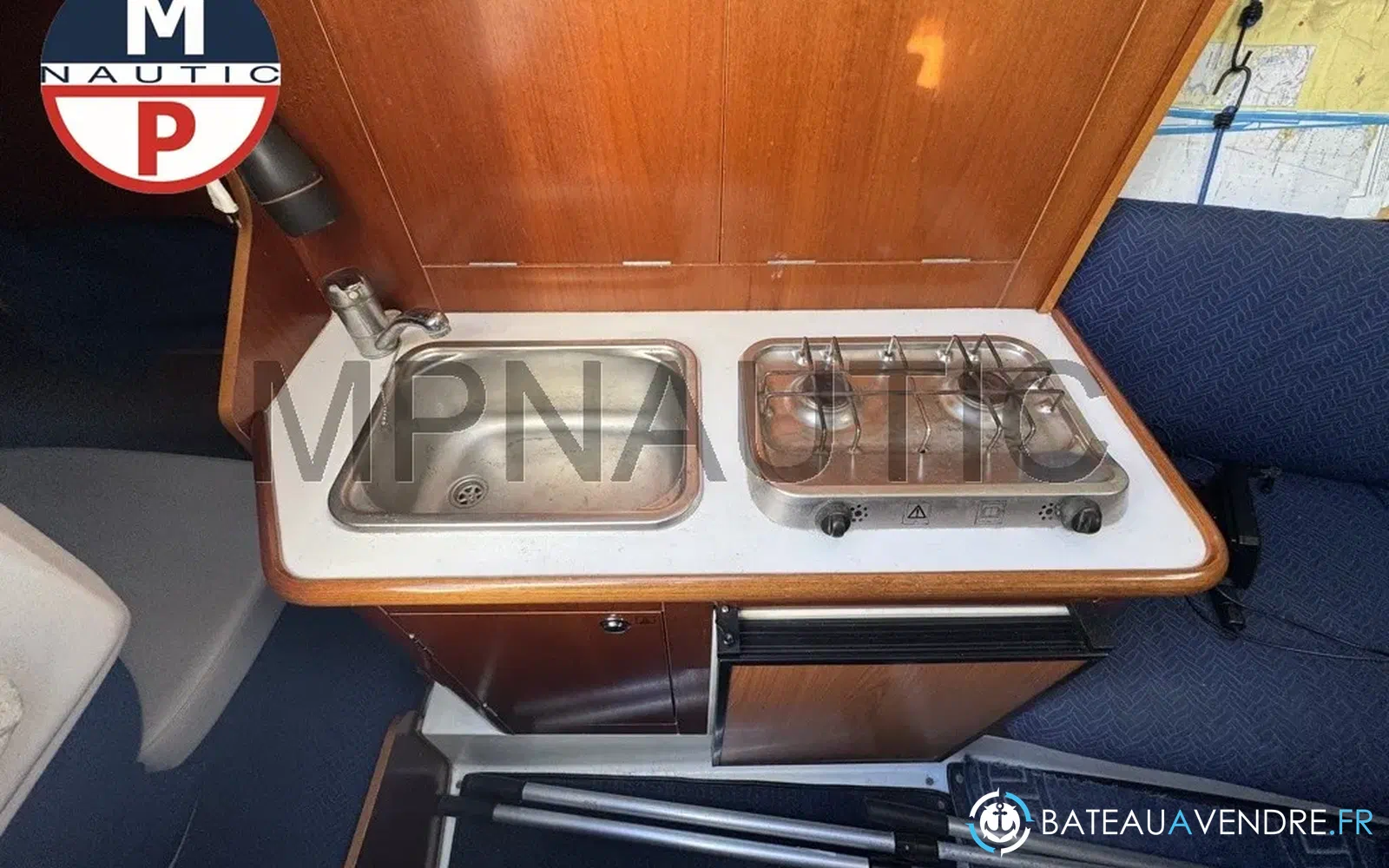 slider 11 Beneteau Flyer 701