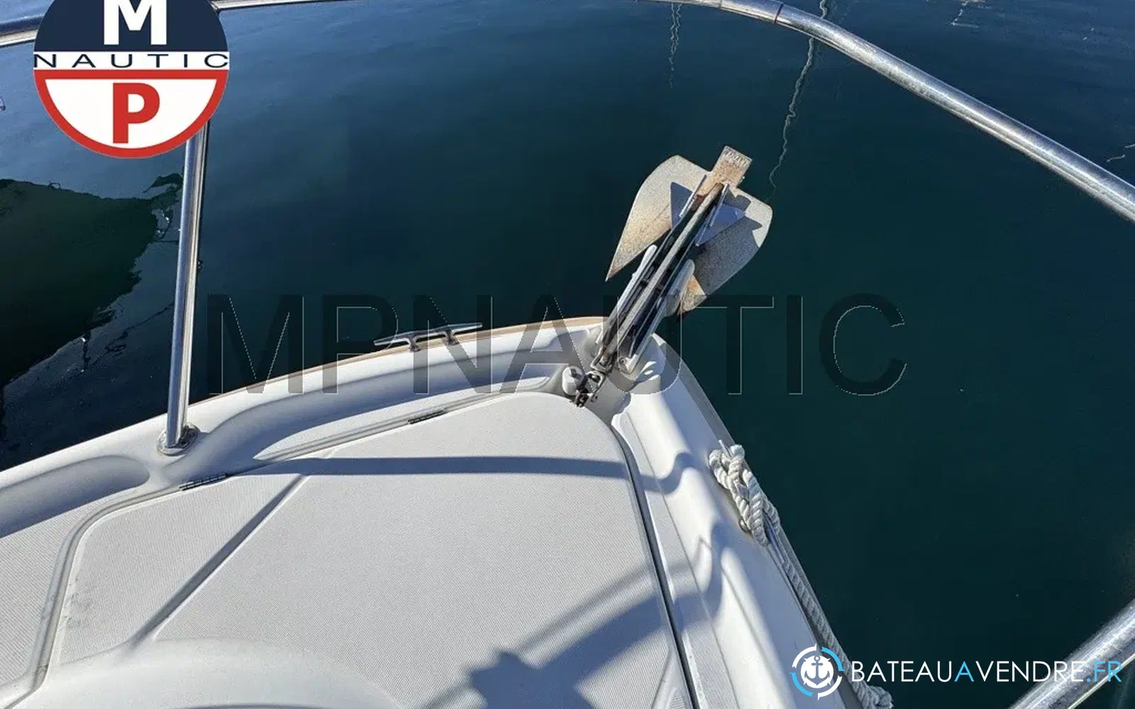 slider 8 Beneteau Flyer 701