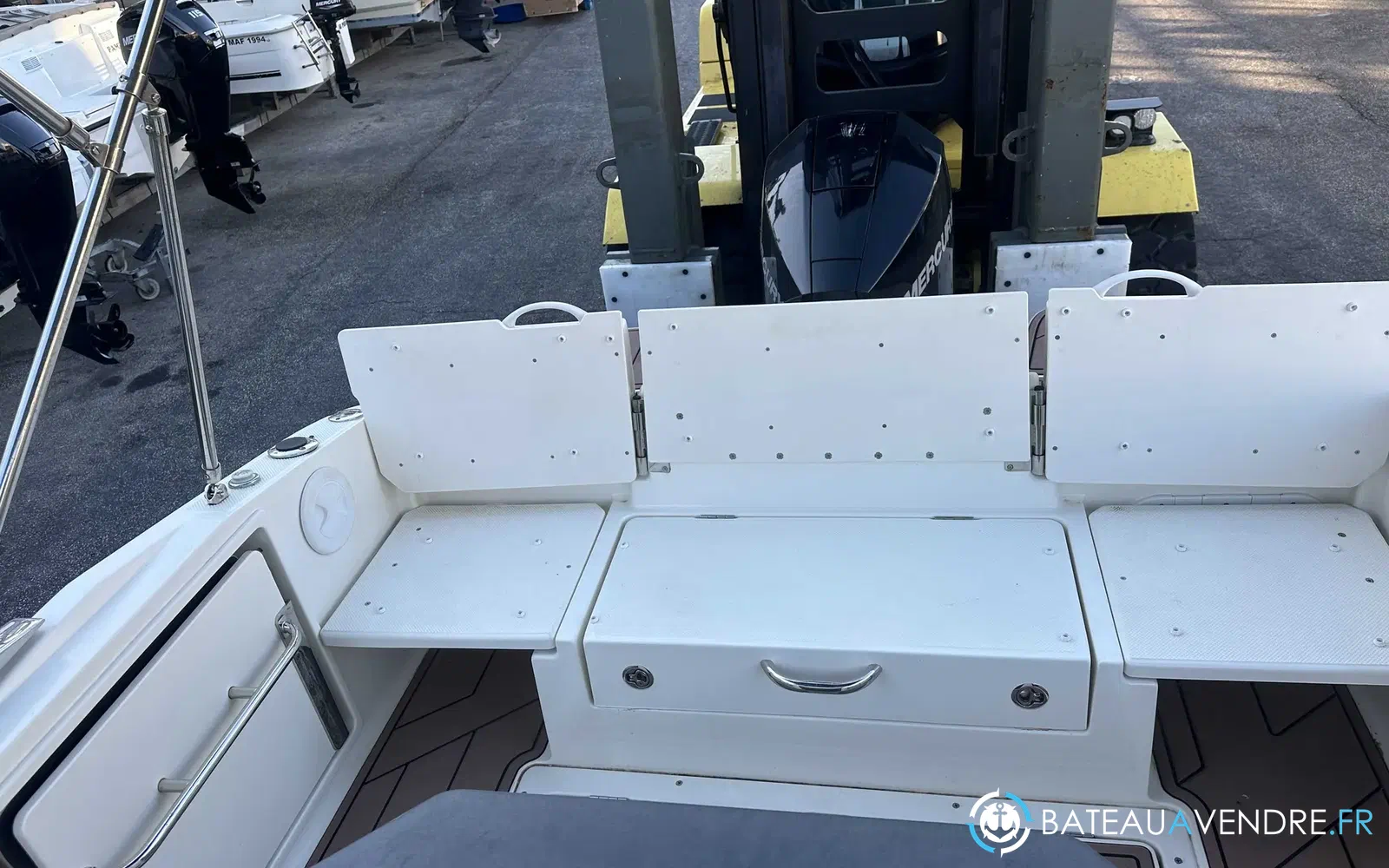 slider 9 Quicksilver 805 Open