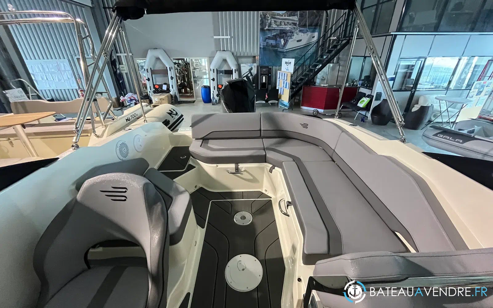 slider 3 Bayliner C21 200cv