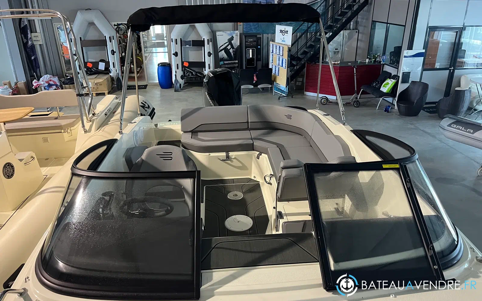 slider 5 Bayliner C21 200cv