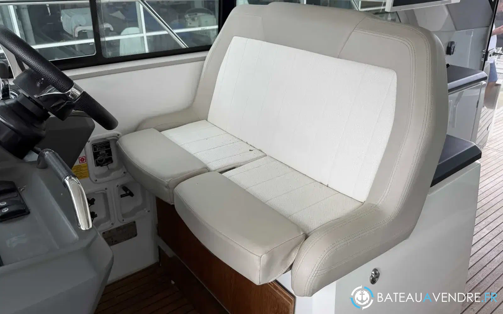 slider 20 Jeanneau Leader 46